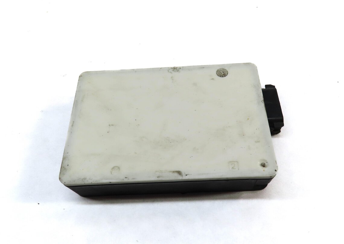 Thumbnail 2: 2014 MERCEDES E350 (W212) REAR BLIND SPOT DISTRONIC RADAR SENSOR MODULE