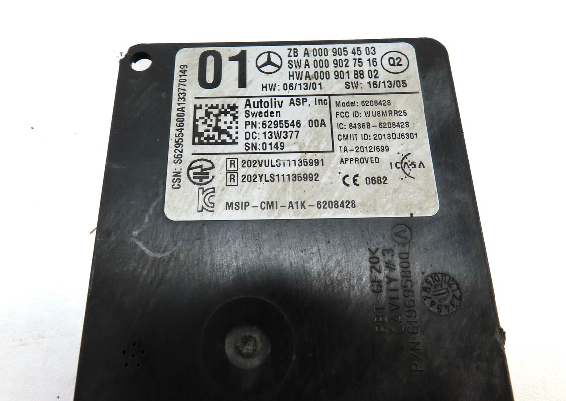 Thumbnail 4: 2014 MERCEDES E350 (W212) REAR BLIND SPOT DISTRONIC RADAR SENSOR MODULE