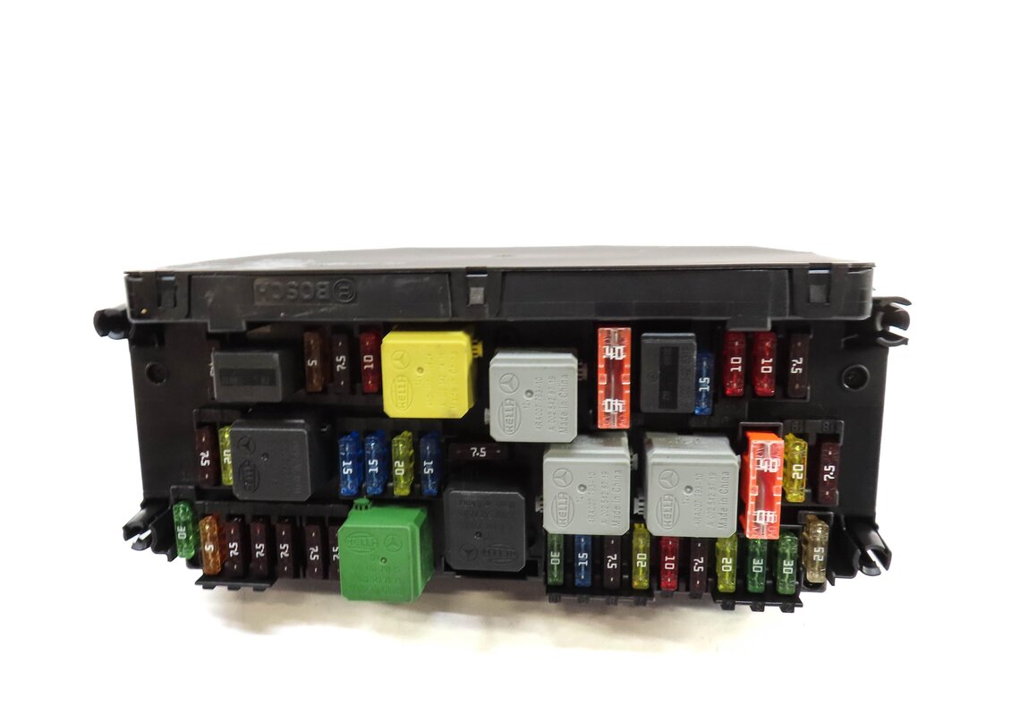 Thumbnail 4: 14-15 MERCEDES E SL CLS (C218 R231 W212) FRONT SIGNAL ACQUISITION CONTROL MODULE