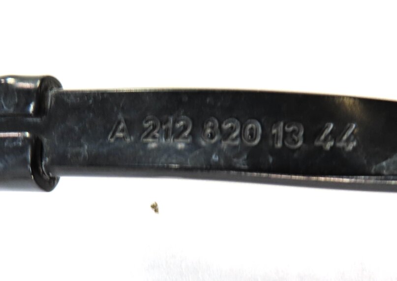 Thumbnail 4: 12-17 MERCEDES C E CLASS (W205 W212) FRONT LEFT & RIGHT WINDSHIELD WIPER ARM SET
