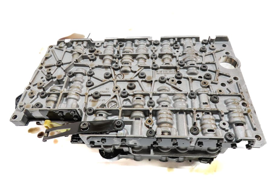 Thumbnail 4: 14-16 MERCEDES E350 (W207 W212) AUTOMATIC TRANSMISSION VALVE BODY w/ CONDUCTOR