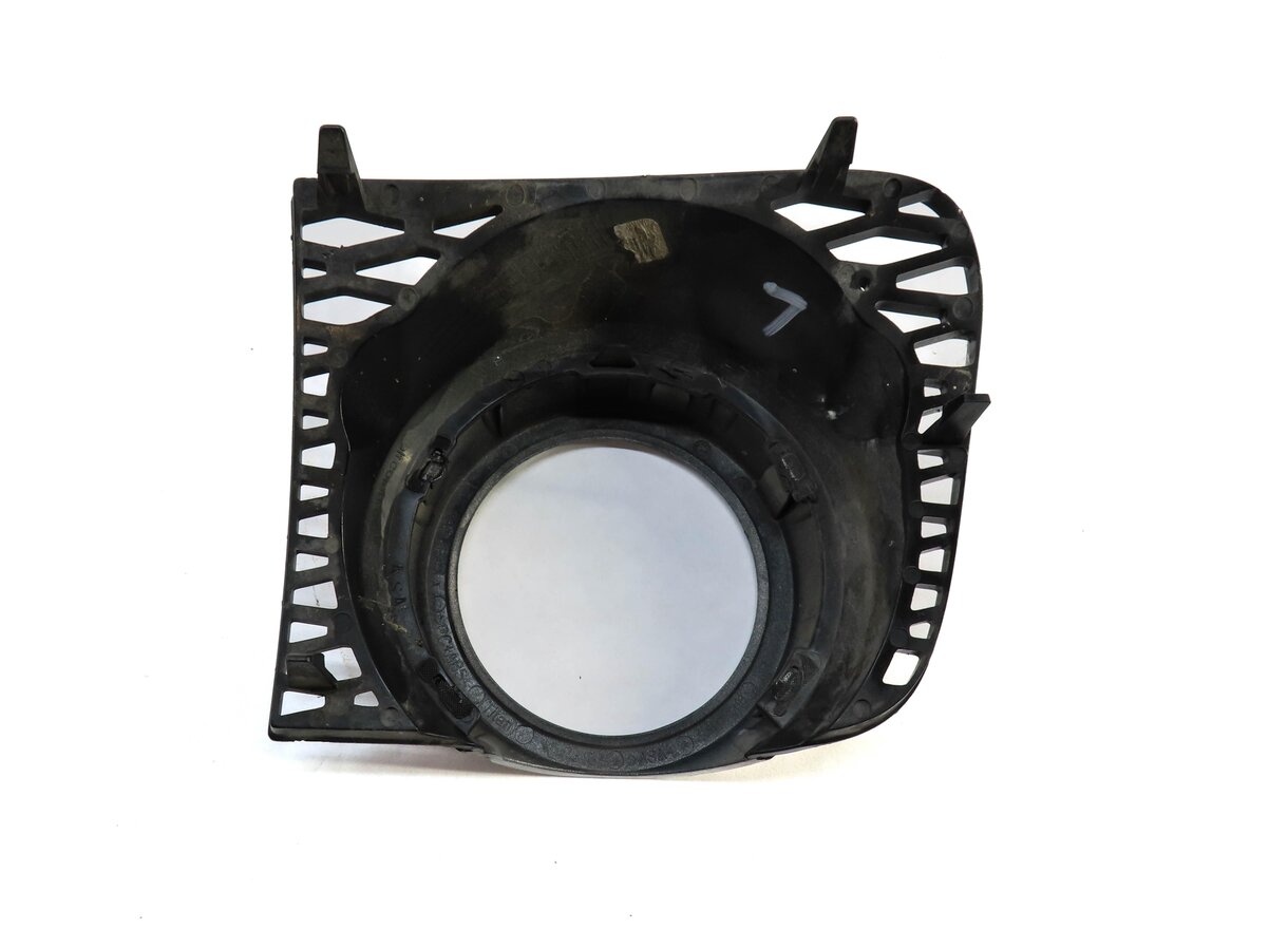 Thumbnail 4: 2012 RANGER ROVER (L322) FRONT LEFT DRIVER LOWER BUMPER FOG LIGHT TRIM (BLACK)