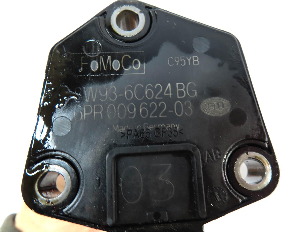 Thumbnail 4: 2012 RANGE ROVER (L322) 5.0L SUPERCHARGED ENGINE OIL LEVEL SENSOR 8W936C624BG