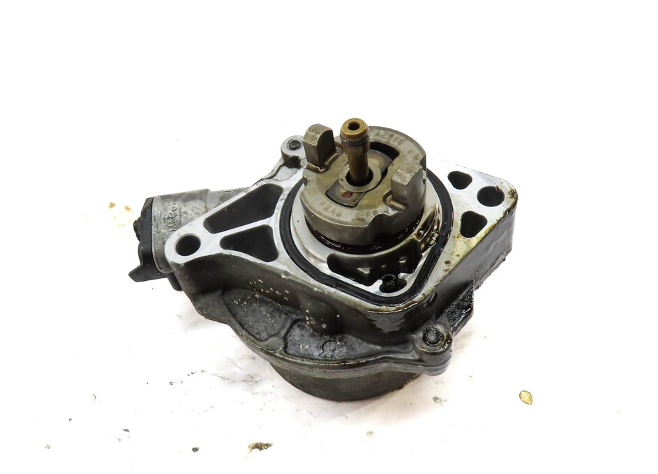 2010-2019 RANGE ROVER SPORT LR4 JAGUAR XE XF XK - 3.0L / 5.0L BRAKE VACUUM PUMP