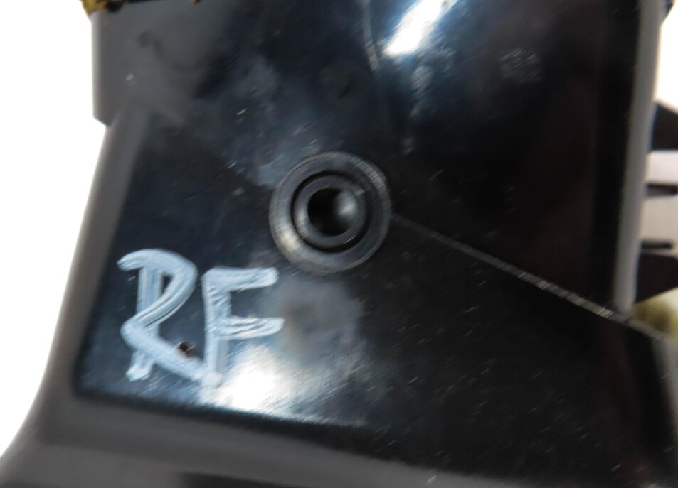Thumbnail 5: 2012 RANGE ROVER (L322) FRONT RIGHT PASSENGER OUTER HVAC A/C HEATER AIR VENT
