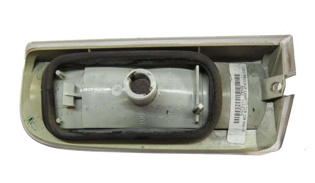 Thumbnail 3: 2012 RANGE ROVER (L322) REAR LEFT DRIVER SIDE TRUNK REVERSE LIGHT XH4213192BA