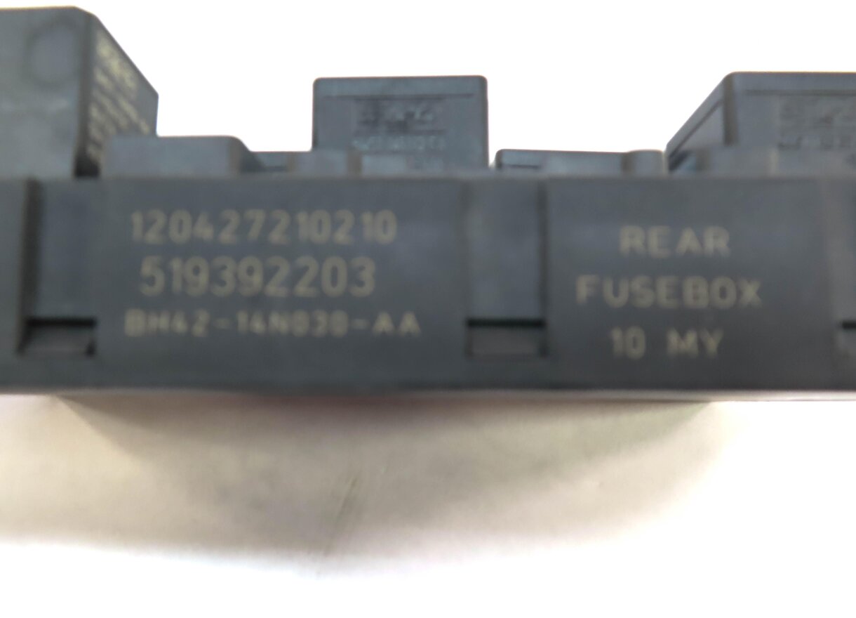 Thumbnail 5: 2012 RANGE ROVER (L322) REAR TRUNK FUSE RELAY JUNCTION BOX BH4214N030AA