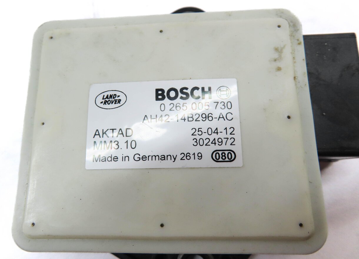 Thumbnail 4: 2012 RANGE ROVER (L322) SPEED ROTATION YAW SENSOR MODULE AH4214B296AC