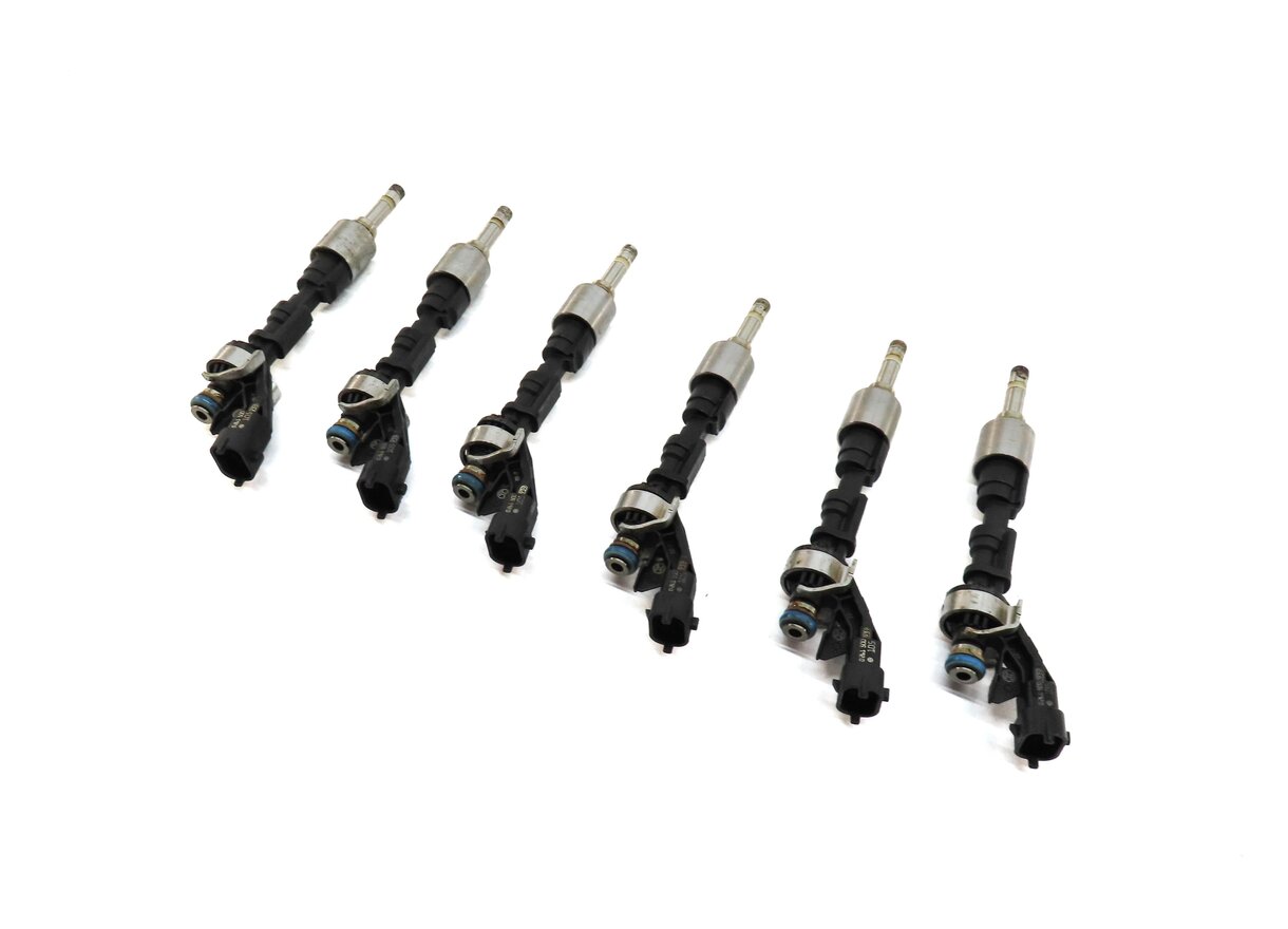 2010-2017 JAGUAR RANGE ROVER SPORT (L320 L322 L405 L494) 5.0L FUEL INJECTOR SET6