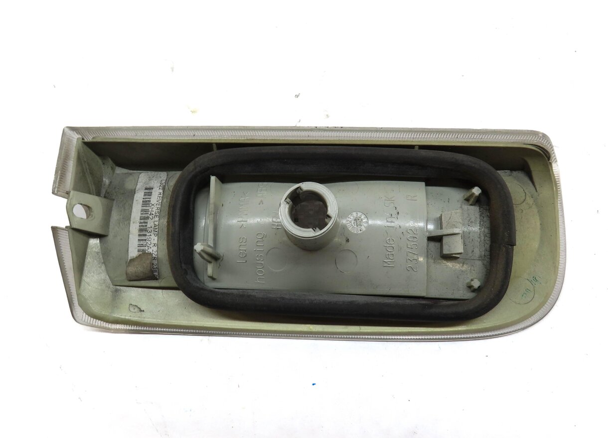 Thumbnail 3: 2012 RANGE ROVER L322 REAR RIGHT PASSENGER SIDE TRUNK REVERSE LIGHT XH4213192AA