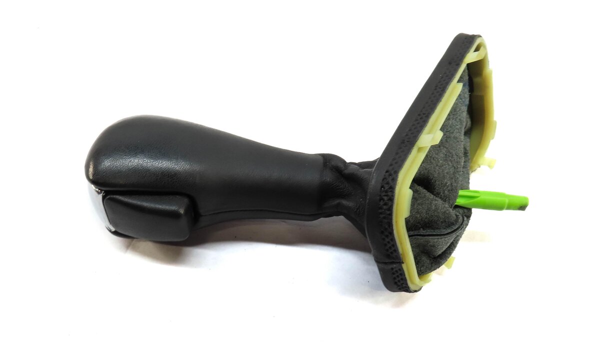 Thumbnail 2: 2012 RANGE ROVER (L322) FLOOR SHIFTER GEAR SHIFTER LEVER KNOB w/ BOOT 7508354