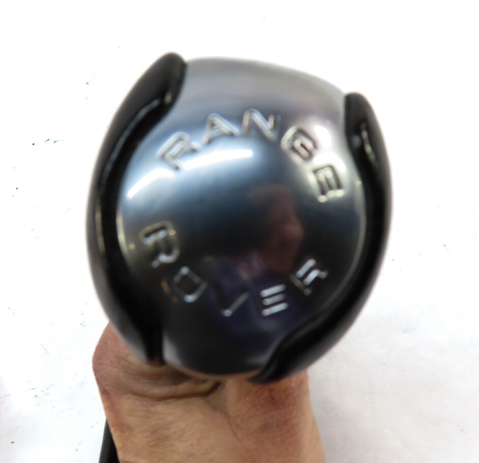 Thumbnail 4: 2012 RANGE ROVER (L322) FLOOR SHIFTER GEAR SHIFTER LEVER KNOB w/ BOOT 7508354