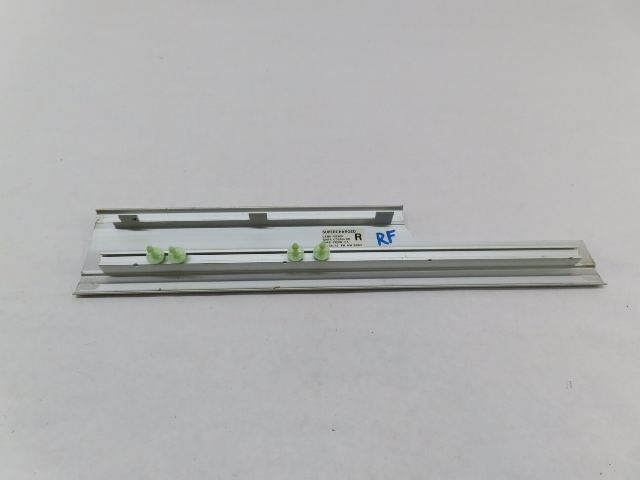 Thumbnail 10: 2012 RANGE ROVER (L322) FRONT REAR LEFT RIGHT DOOR SILL ALUMINUM SCUFF PLATE