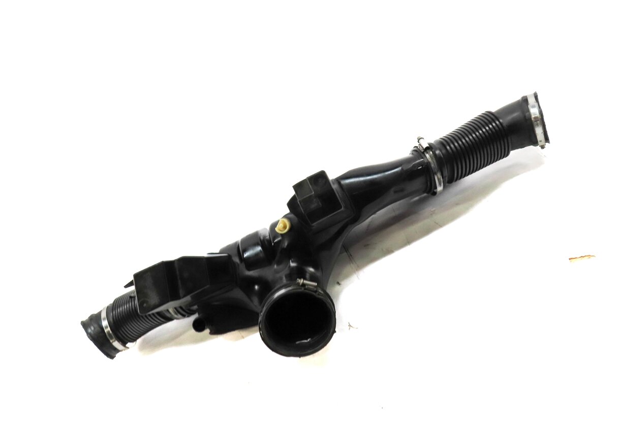 2012 RANGE ROVER (L322) 5.0L SUPERCHARGED ENGINE AIR INTAKE RESONATOR HOSE BOX