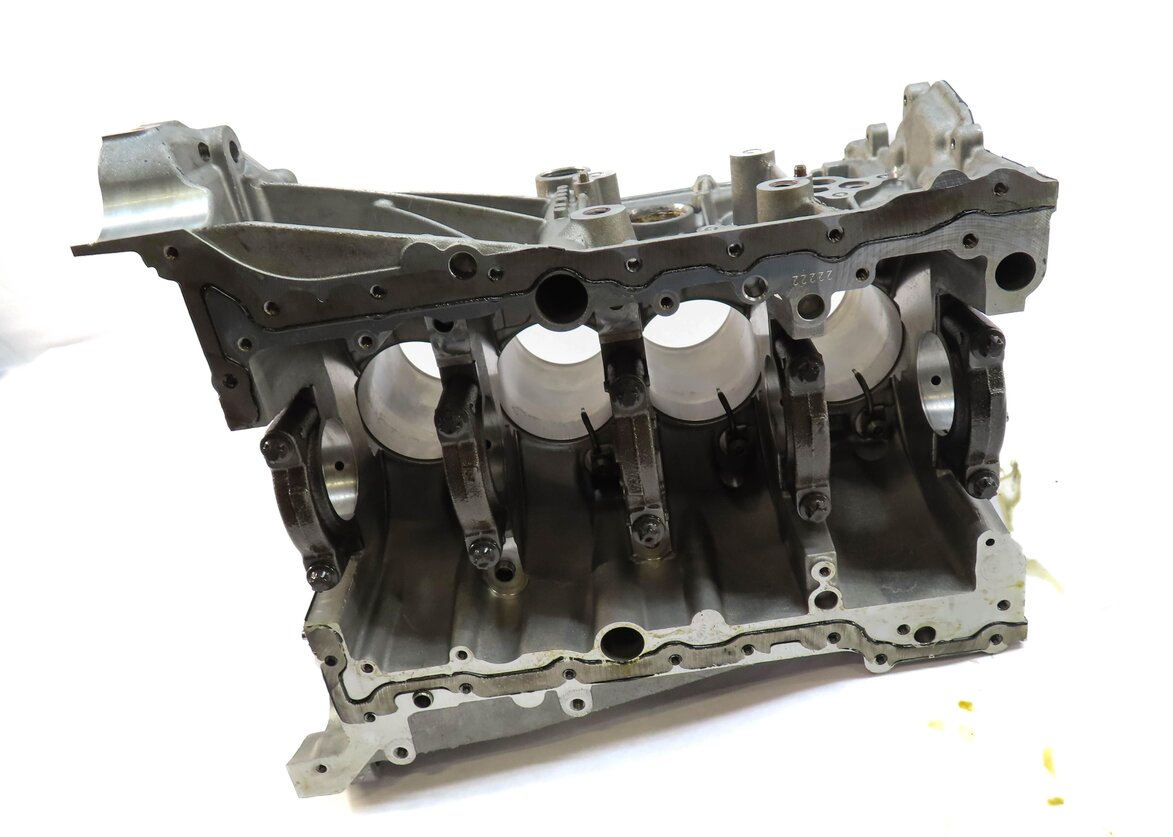 Thumbnail 5: 2015-2018 MERCEDES GLA250 (X156) AWD 2.0L M270 TURBO ENGINE CYLINDER BLOCK