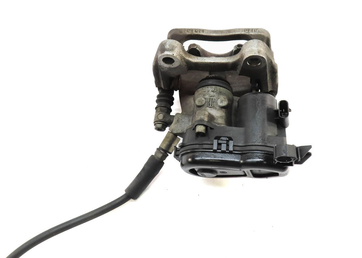 Thumbnail 5: 13-20 MERCEDES B CLA GLA CLASS (C117 W242 W246 X156) RIGHT REAR BRAKE CALIPER