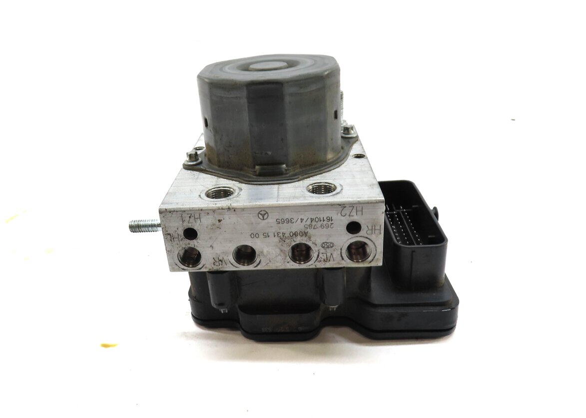 Thumbnail 2: 2014-2019 MERCEDES B250 CLA250 (C117 W117 W246) ESP ABS BRAKE PUMP w/ MODULE