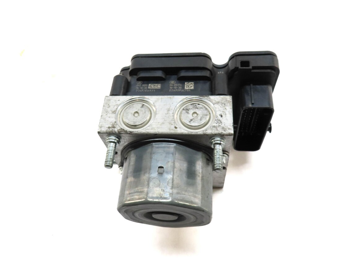 Thumbnail 3: 2014-2019 MERCEDES B250 CLA250 (C117 W117 W246) ESP ABS BRAKE PUMP w/ MODULE
