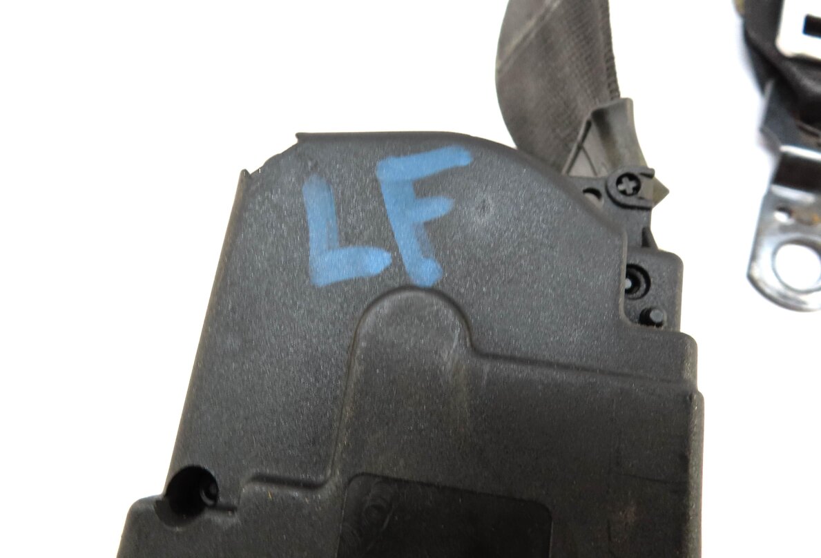 Thumbnail 4: 2003-2008 BMW Z4 (E85) LEFT FRONT DRIVER SEAT SEATBELT RETRACTOR (BLACK)