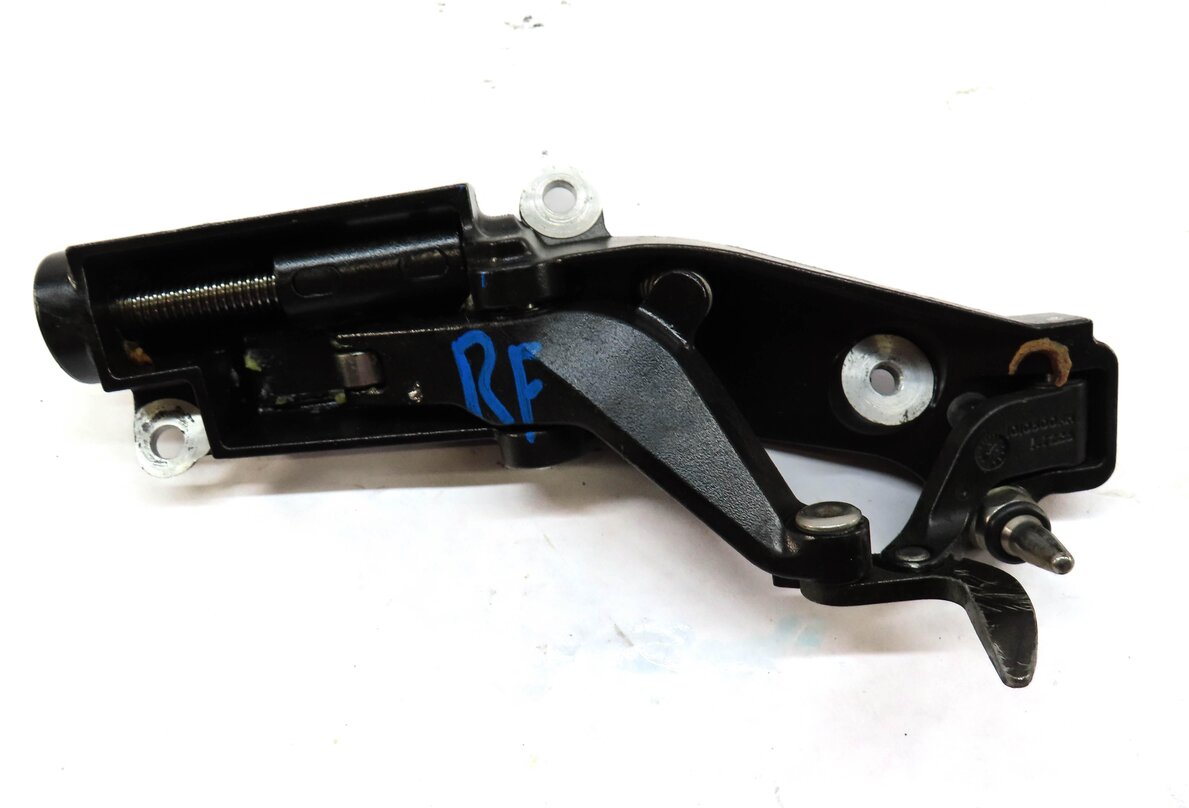 Thumbnail 4: 2006 BMW Z4 (E85) LEFT & RIGHT CONVERTIBLE TOP LATCH SET-2
