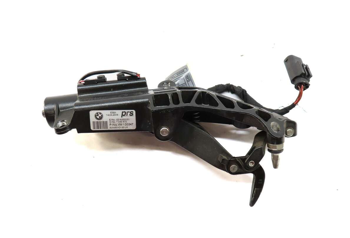 Thumbnail 9: 2006 BMW Z4 (E85) LEFT & RIGHT CONVERTIBLE TOP LATCH SET-2
