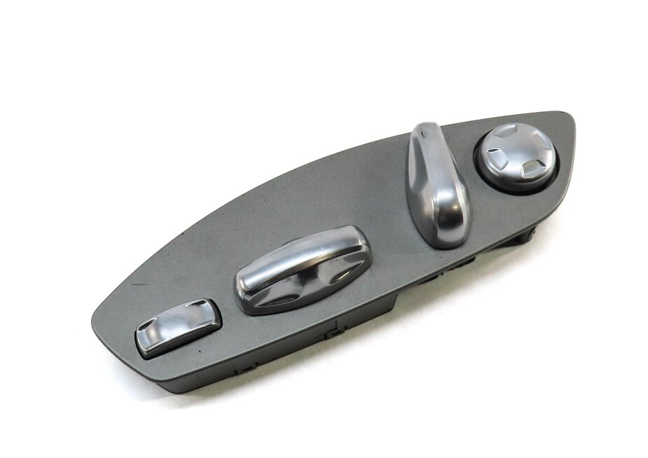 Thumbnail 3: 2010 PORSCHE PANAMERA (970 G1) FRONT LEFT DRIVER SEAT ADJUST SWITCH BUTTON
