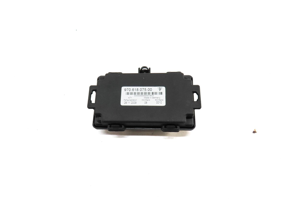 Thumbnail 2: 2010 PORSCHE PANAMERA (970 G1) ELECTRONICS JUNCTION BODY CONTROL MODULE