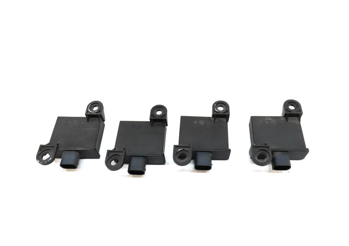 Thumbnail 3: 2010 PORSCHE PANAMERA (970 G1) TPMS TIRE AIR PRESSURE SENSOR TRIGGER MODULE SET