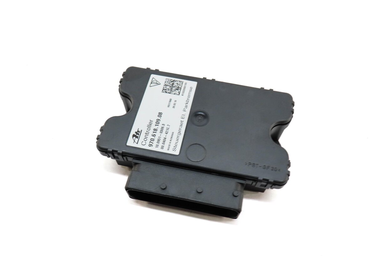 Thumbnail 1: 2010 PORSCHE PANAMERA (970 G1) ELECTRONIC EMERGENCY PARKING BRAKE CONTROL MODULE