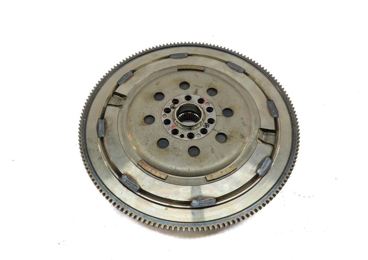 Thumbnail 6: 2010-2016 PORSCHE PANAMERA (970 G1) A/T - 4.8L V8 ENGINE FLYWHEEL FLEX PLATE