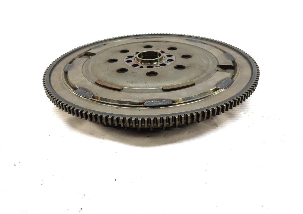 Thumbnail 7: 2010-2016 PORSCHE PANAMERA (970 G1) A/T - 4.8L V8 ENGINE FLYWHEEL FLEX PLATE