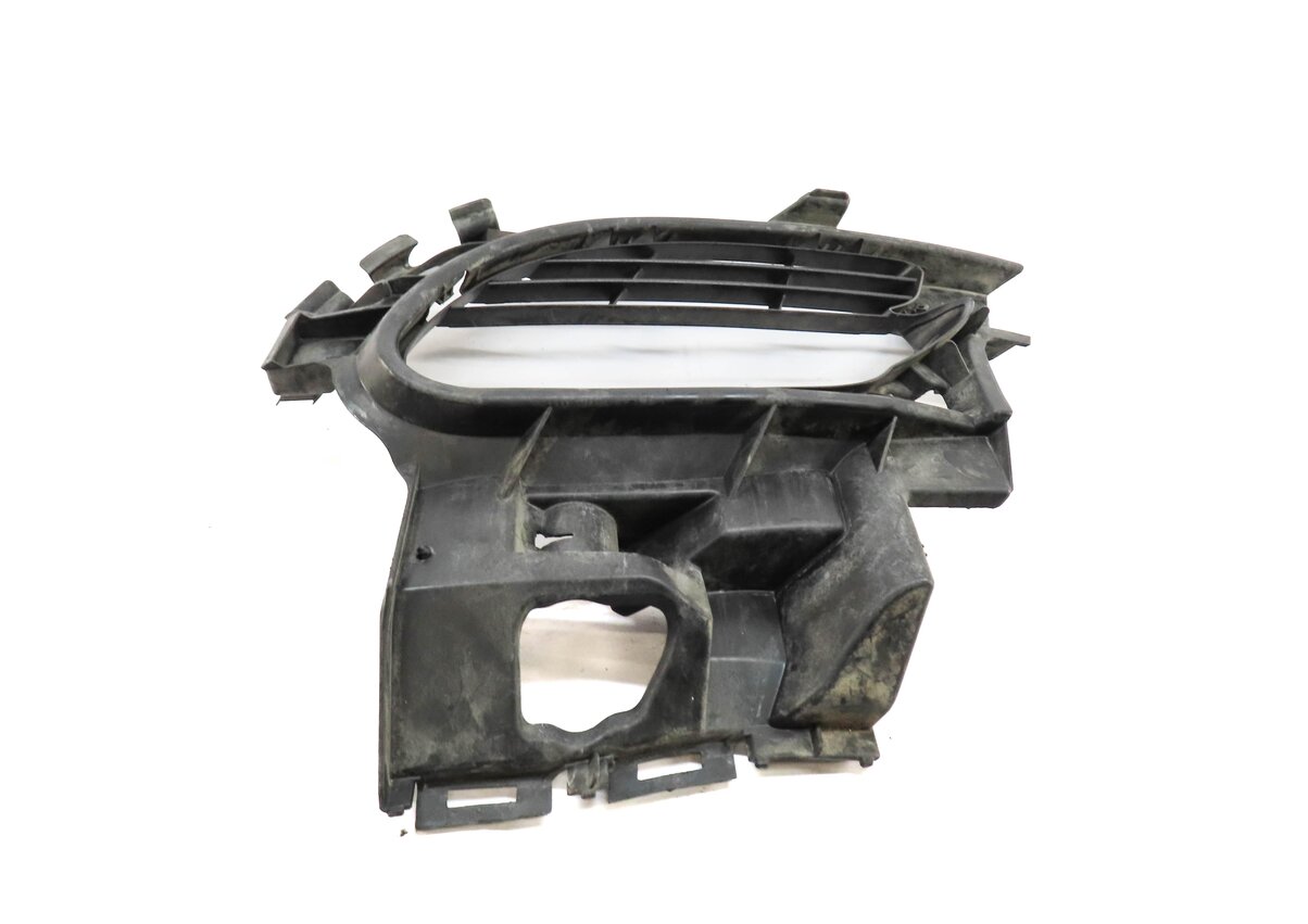 Thumbnail 4: 2010 PORSCHE PANAMERA (970 G1) FRONT LEFT DRIVER LOWER BUMPER GRILLE TRIM