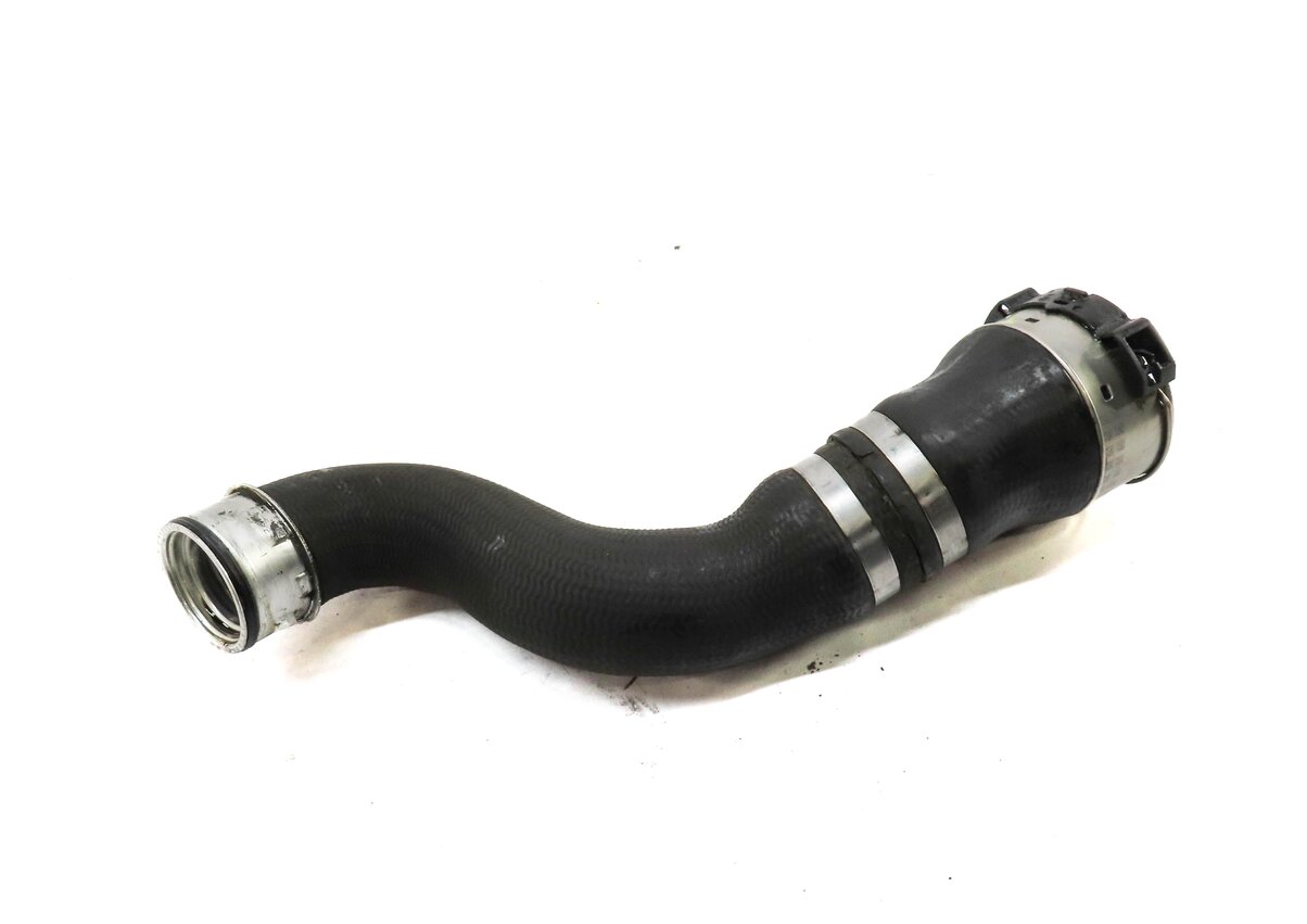 2010 PORSCHE PANAMERA (970 G1) 4.8L LEFT INTERCOOLER PRESSURE HOSE PIPE TUBE