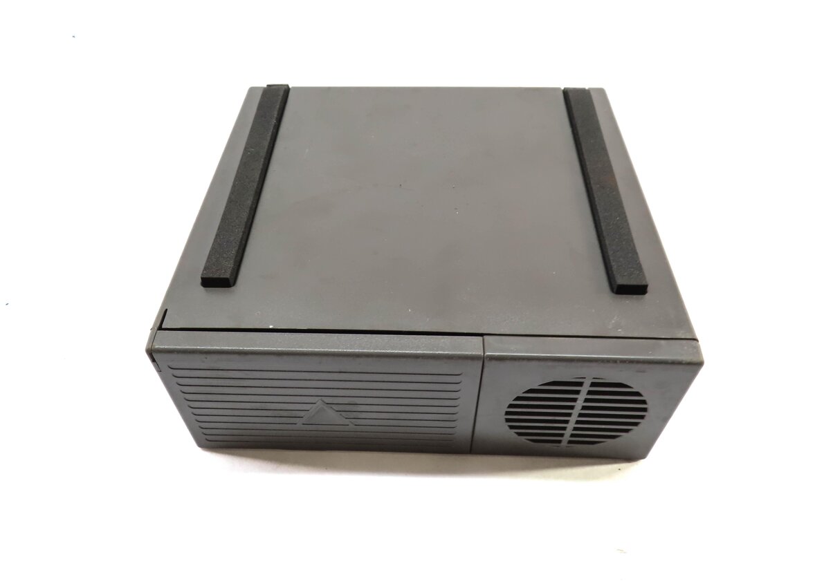 Thumbnail 4: 2010 PORSCHE PANAMERA (970 G1) SPARE TIRE AIR COMPRESSOR PUMP MOTOR