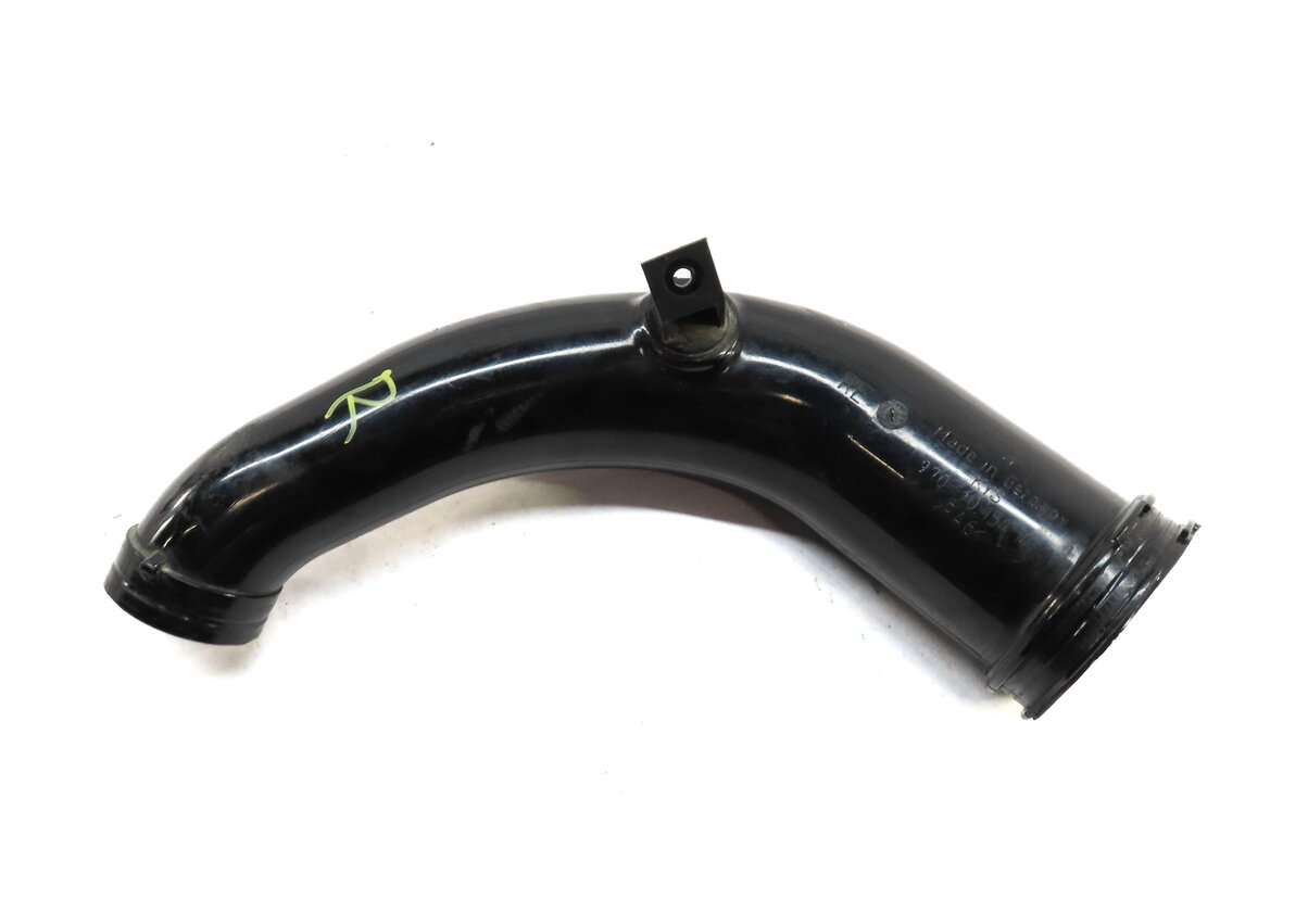Thumbnail 4: 2010 PORSCHE PANAMERA (970 G1) 4.8L TURBO ENGINE RIGHT AIR INTAKE PRESSURE PIPE