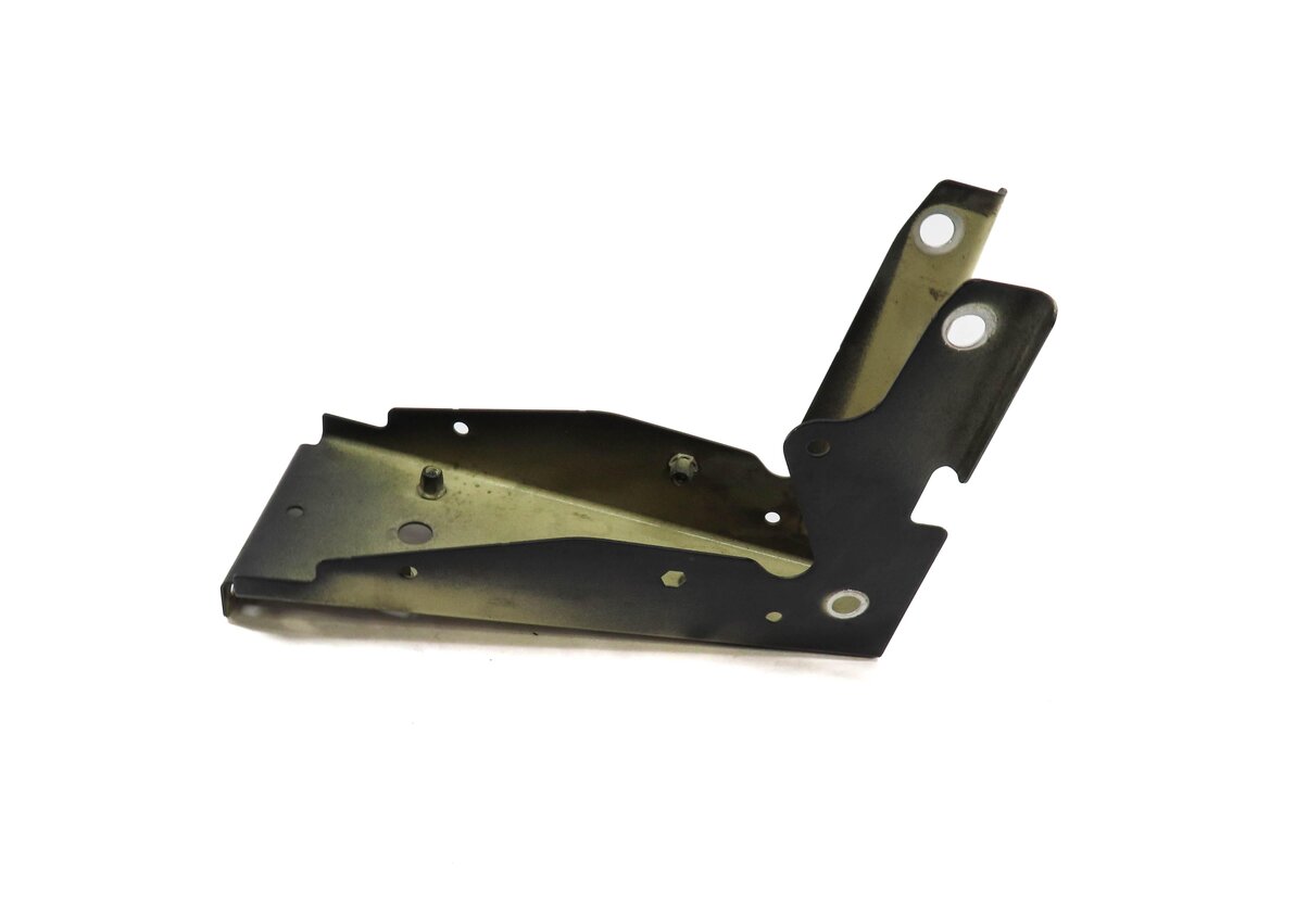 Thumbnail 2: 2010 PORSCHE PANAMERA (970 G1) FRONT LEFT DRIVER FENDER MOUNT MOUNTING BRACKET
