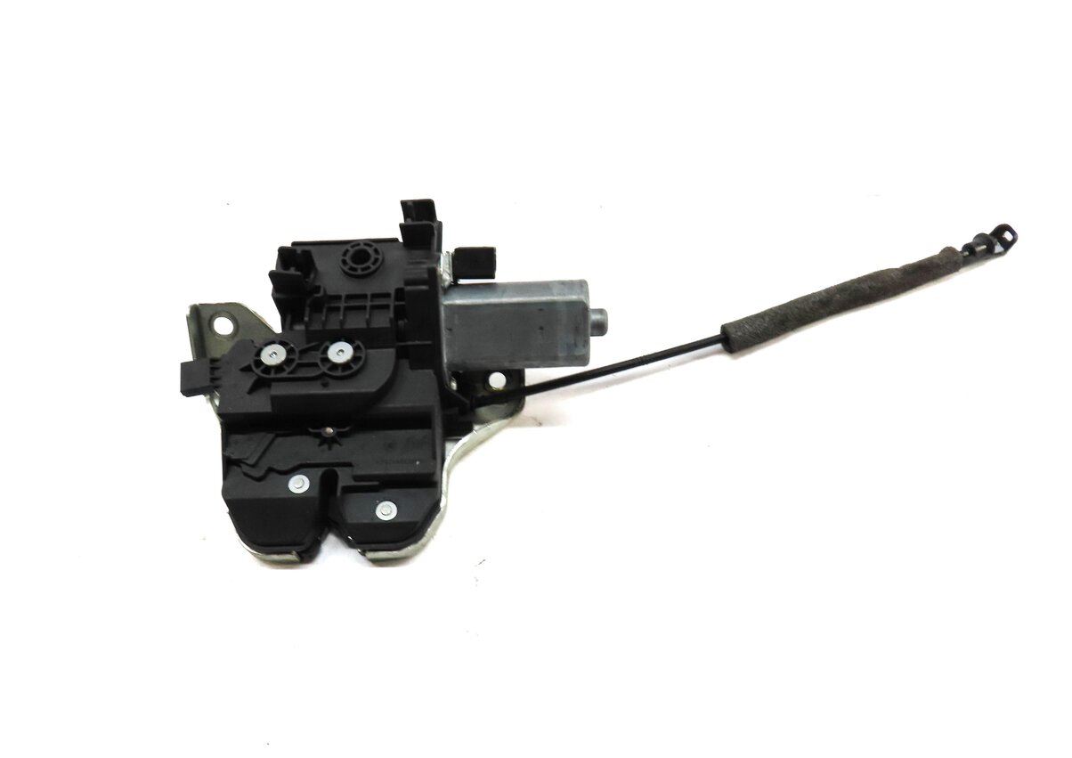 Thumbnail 4: 2010 PORSCHE PANAMERA (970 G1) REAR TRUNK LOCK LATCH ACTUATOR