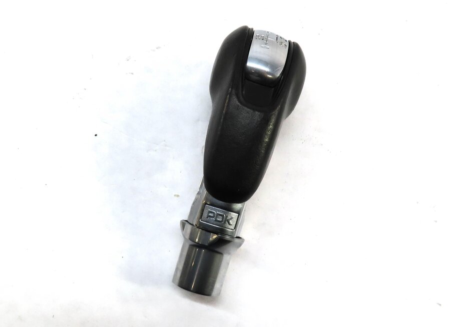 Thumbnail 2: 2010 PORSCHE PANAMERA (970 G1) A/T TRANSMISSION GEAR SHIFTER SHIFT KNOB HANDLE