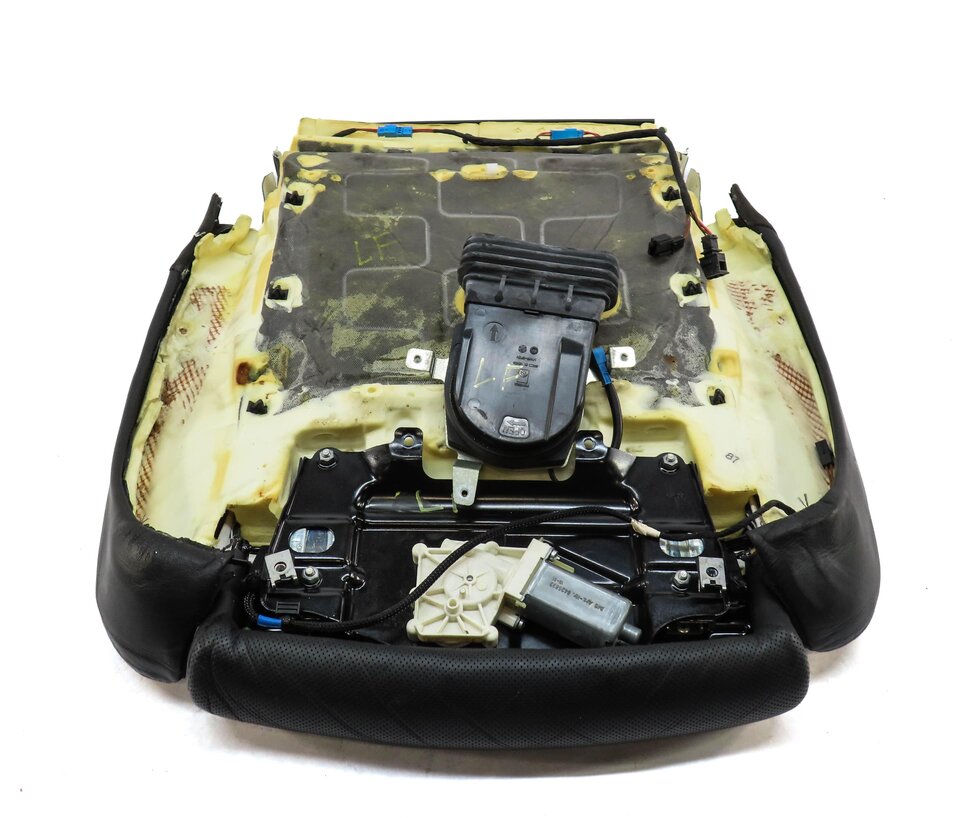 Thumbnail 4: 2010 PORSCHE PANAMERA (970 G1) DRIVER LOWER BOTTOM HEATED SEAT CUSHION (BLACK)