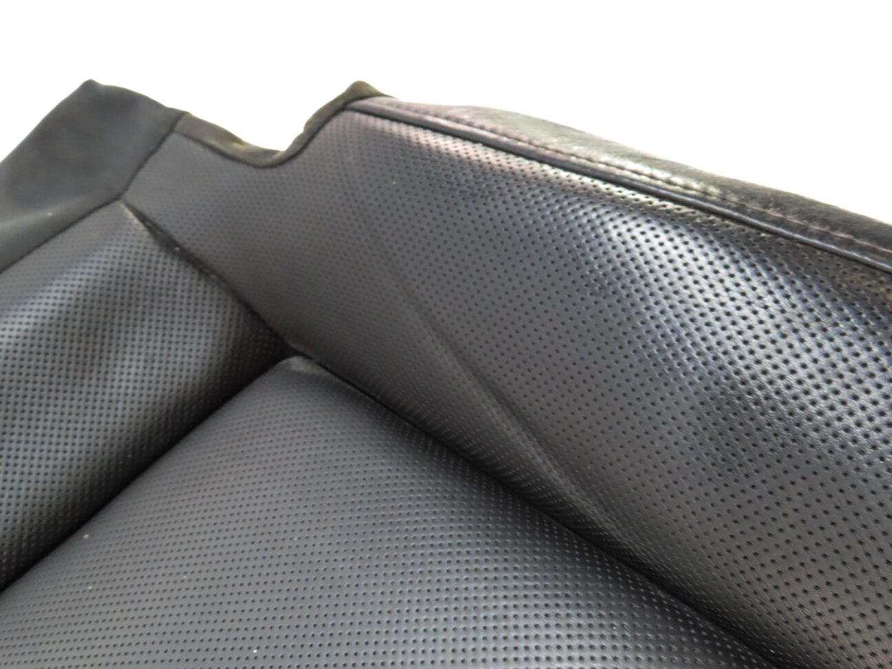 Thumbnail 7: 2010 PORSCHE PANAMERA (970 G1) DRIVER LOWER BOTTOM HEATED SEAT CUSHION (BLACK)