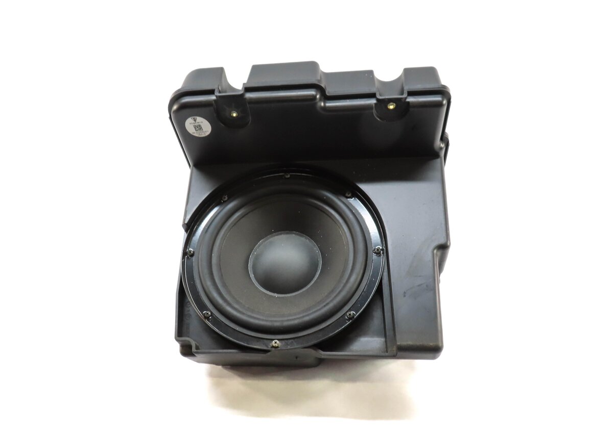 Thumbnail 2: 2010 PORSCHE PANAMERA (970 G1) BURMESTER AUDIO SUB SUBWOOFER SPEAKER w/ BOX