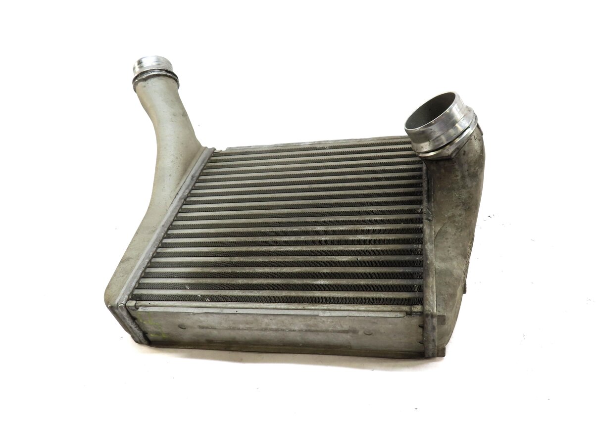 Thumbnail 3: 2010-2016 PORSCHE PANAMERA (970 G1) 4.8L M48 TURBO ENGINE - LEFT INTERCOOLER