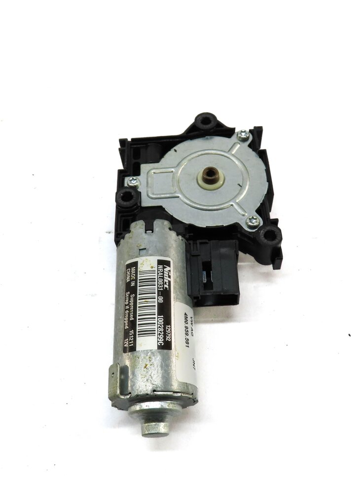 Thumbnail 2: 2017-2022 VW JETTA / AUDI - A5 Q7 RS5 S5 Q7 (F5 4M) SUNROOF MOTOR SUN ROOF MOTOR