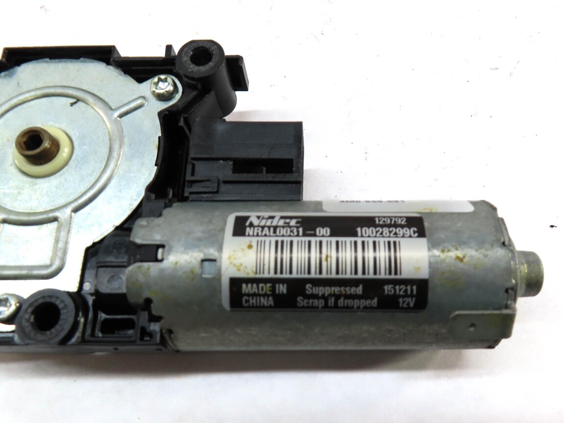 Thumbnail 4: 2017-2022 VW JETTA / AUDI - A5 Q7 RS5 S5 Q7 (F5 4M) SUNROOF MOTOR SUN ROOF MOTOR