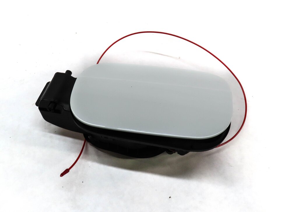 2017-2022 AUDI Q7 (4M) FUEL TANK DOOR TRIM w/ HOUSING (WHITE)