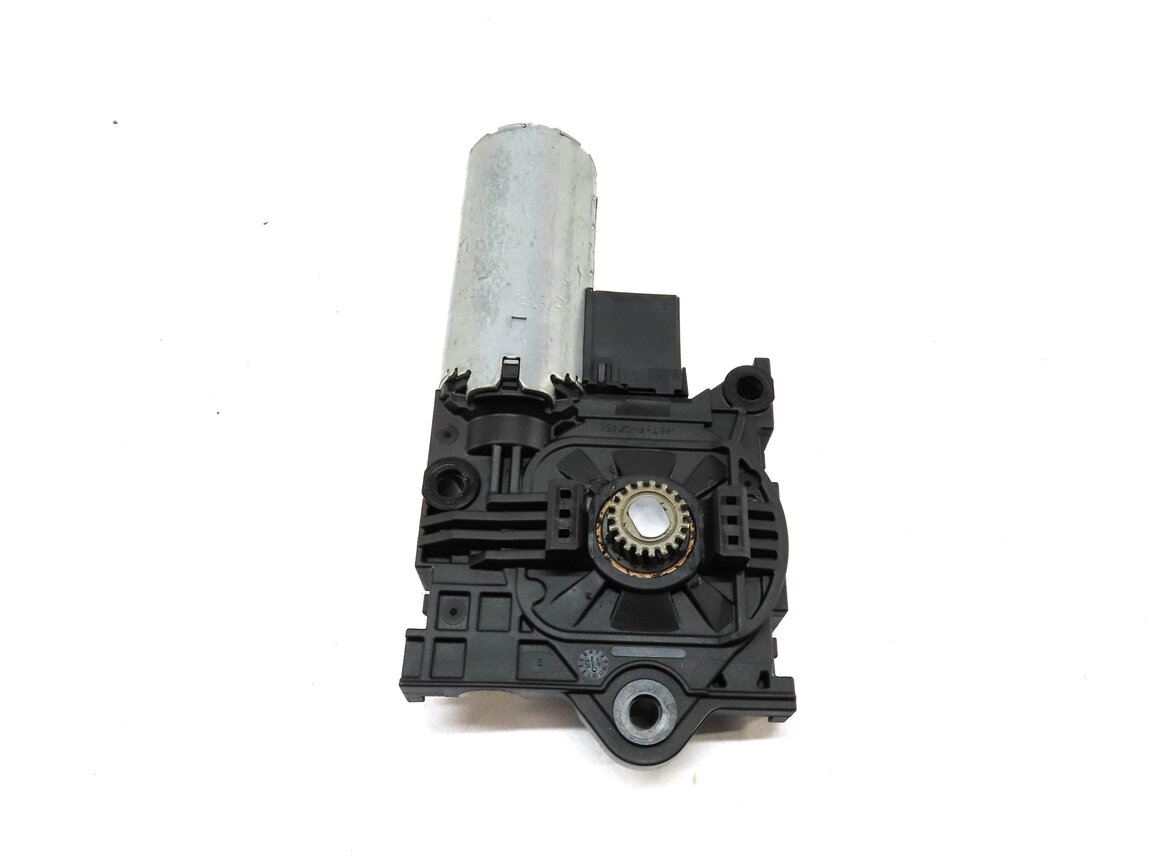 Thumbnail 3: 2017-2022 VW JETTA / AUDI - A5 Q7 RS5 S5 Q7 (F5 4M) SUNROOF MOTOR SUN ROOF MOTOR