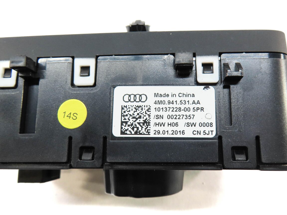 Thumbnail 6: 2016-2021 AUDI A4 A5 Q5 Q7 S4 RS5 S5 SQ5 (B9 4M 8W FY 80A) HEADLIGHT SWITCH