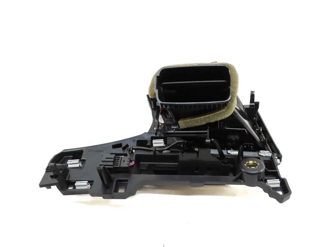 Thumbnail 4: 2017 AUDI Q7 4M FRONT LEFT DRIVER SIDE DASH HVAC A/C HEATER AIR VENT 4M1820901AK