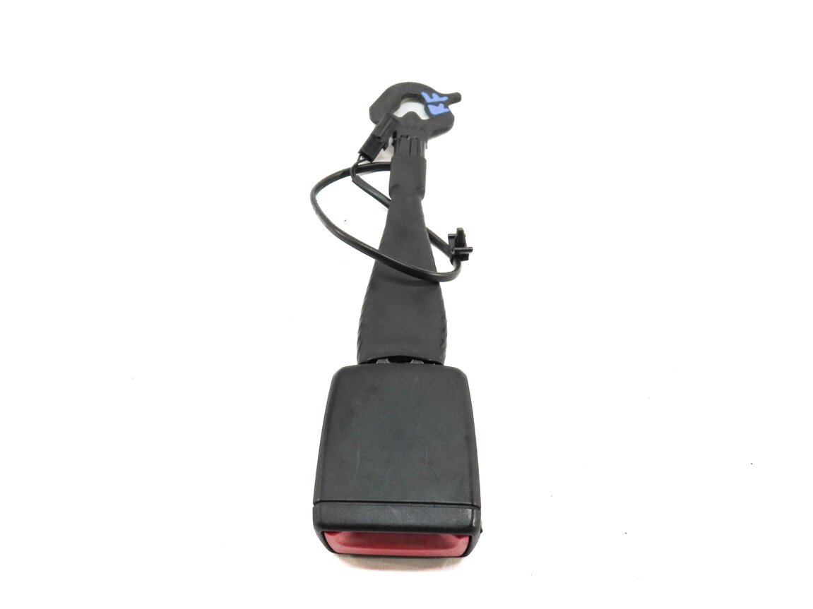 Thumbnail 2: 2017-2020 AUDI A4 Q7 (B9 8W 4M) RIGHT FRONT PASSENGER SEATBELT BUCKLE RECEIVER