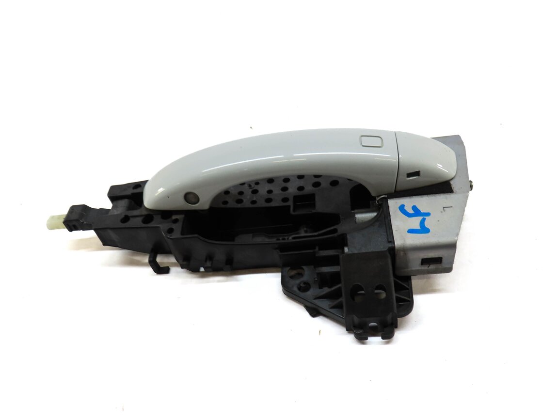 Thumbnail 2: 17-22 AUDI Q7 (4M) LEFT FRONT DRIVER EXTERIOR KEYLESS DOOR HANDLE (WHITE)